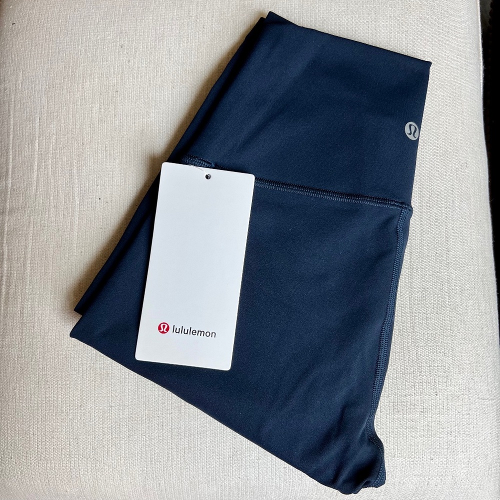lululemon Wunder Under HR Tight 28" – True Navy – Size 4 - NWT